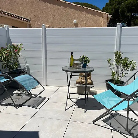 Le Papillon Maitiss Apartment Saint-Raphaël